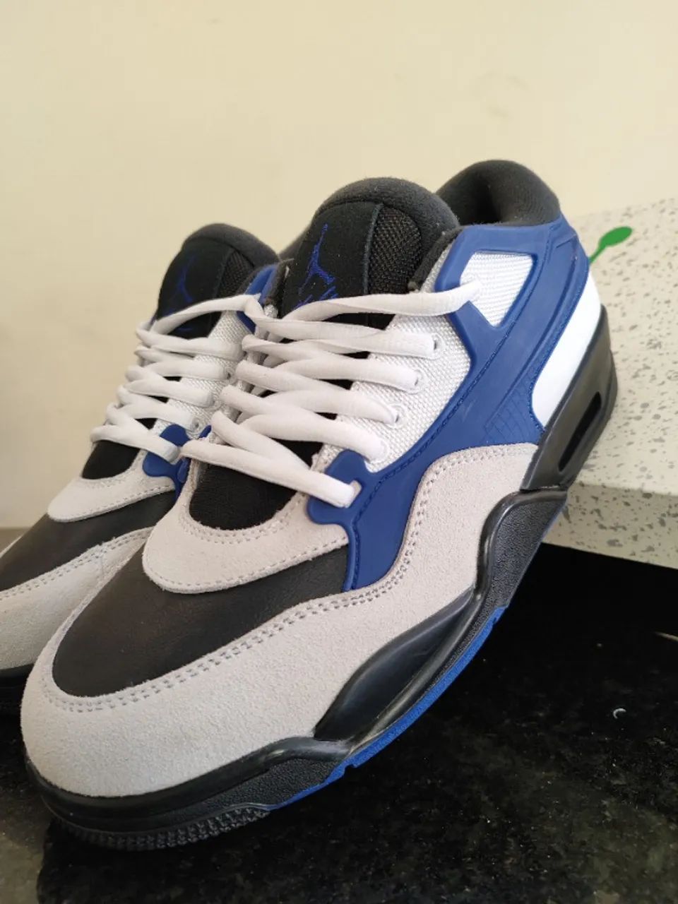 Air Jordan 4 RM 
