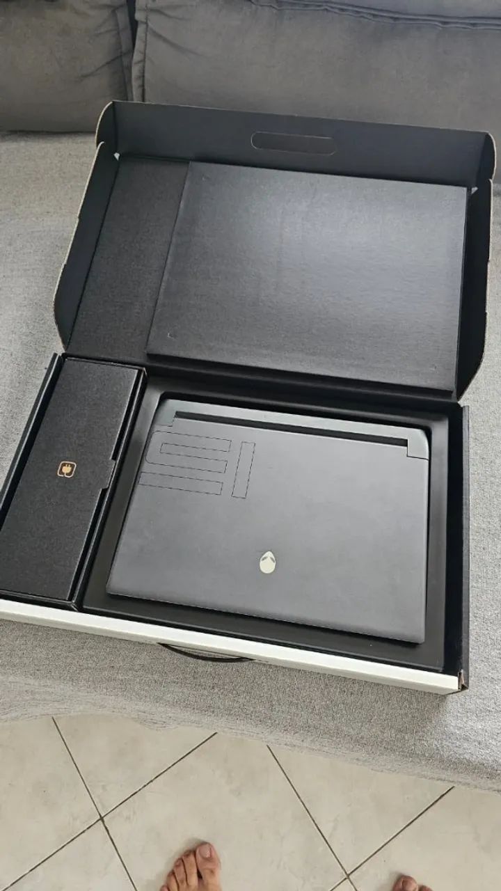 Laptop Alieware M15 R6 - Perfeito com caixa original