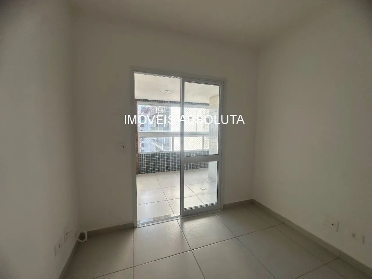 Apartamento 3 Dormitórios - 2 vagas de garagem - Foto 3