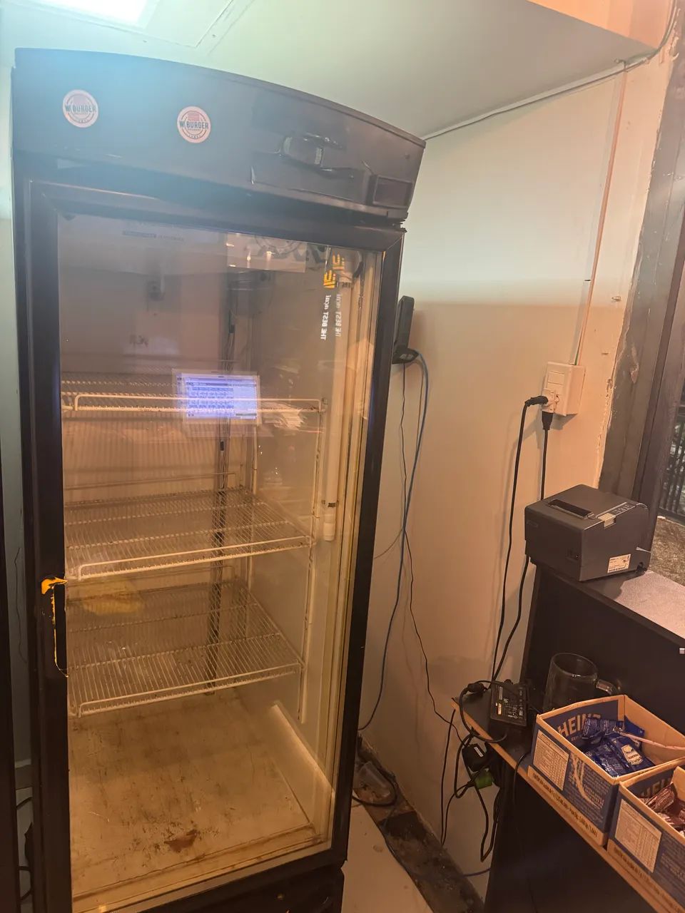 Cervejeira funcionando normalmente - Foto 2