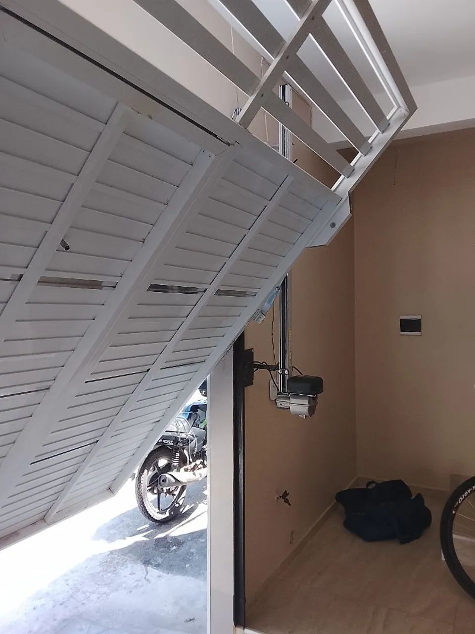Cabo de portão basculante 440255737643018240