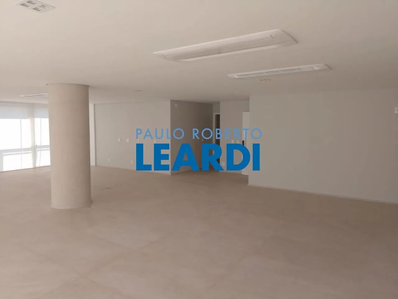 APARTAMENTO - VILA OLÍMPIA - SP