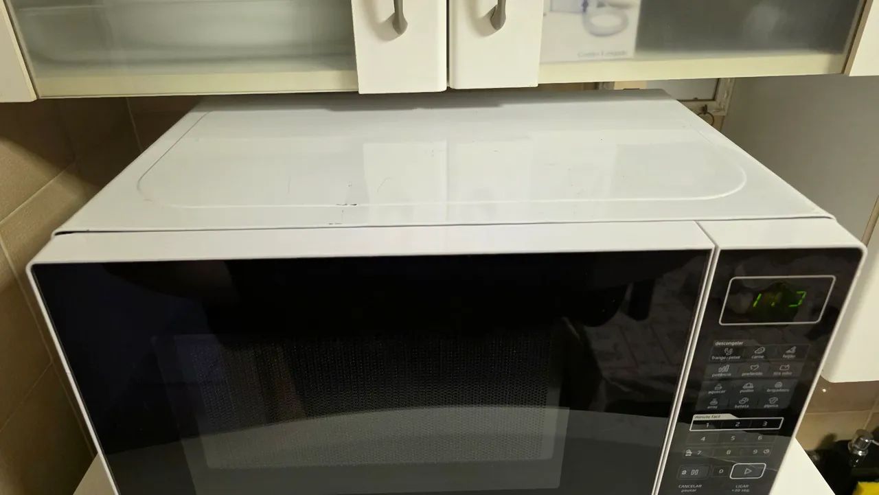 Vendo Microondas Midea - Foto 4