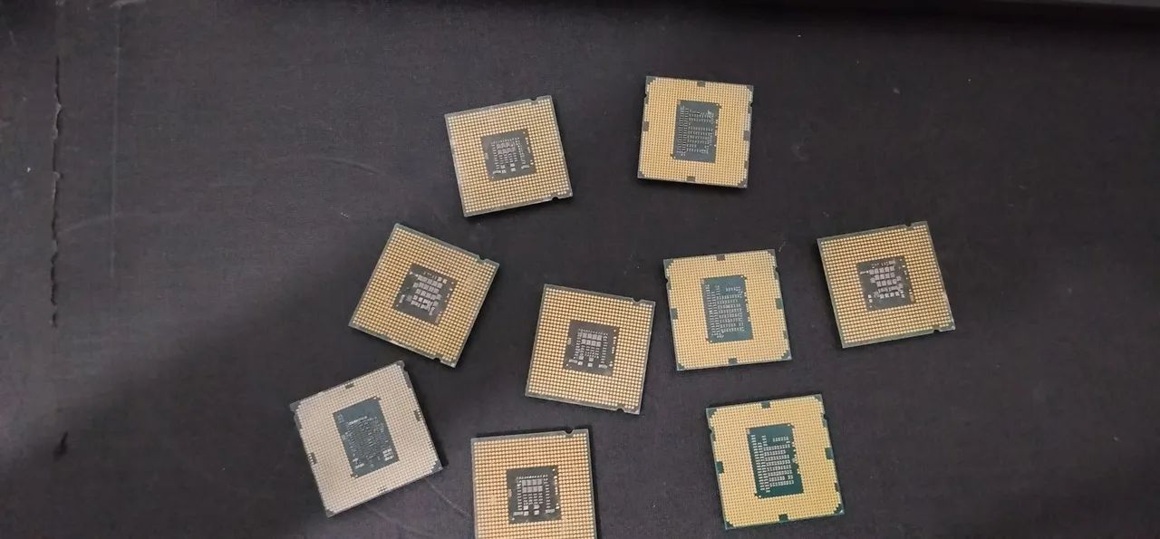 Lote de 9 Processadores Intel (i3 7ª Gen, i3 3ª Gen, Pentium e Celeron - No Estado - Foto 2