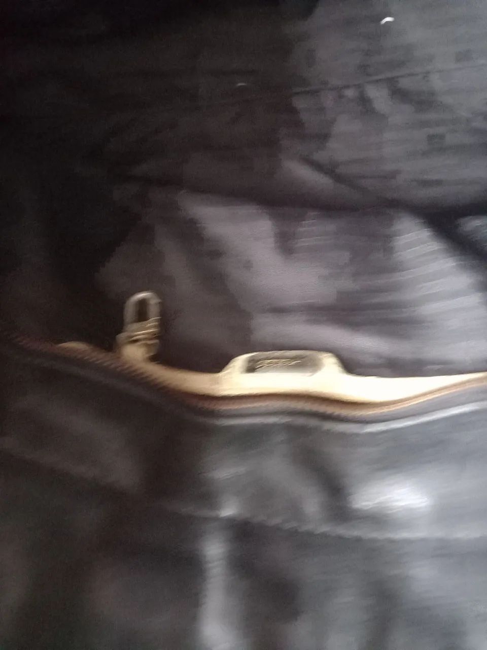 Linda bolsa  de  couro legítimo.  - Foto 2