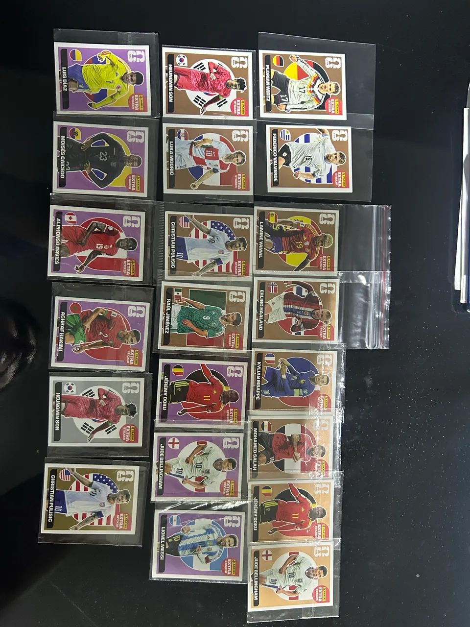 Figurinhas Legends  - Foto 2
