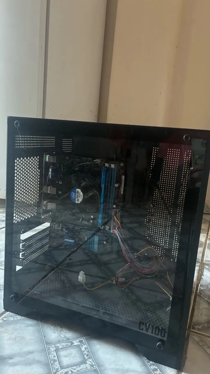 VENDO GABINETE DE COMPUTADOR COM COMPONENTES