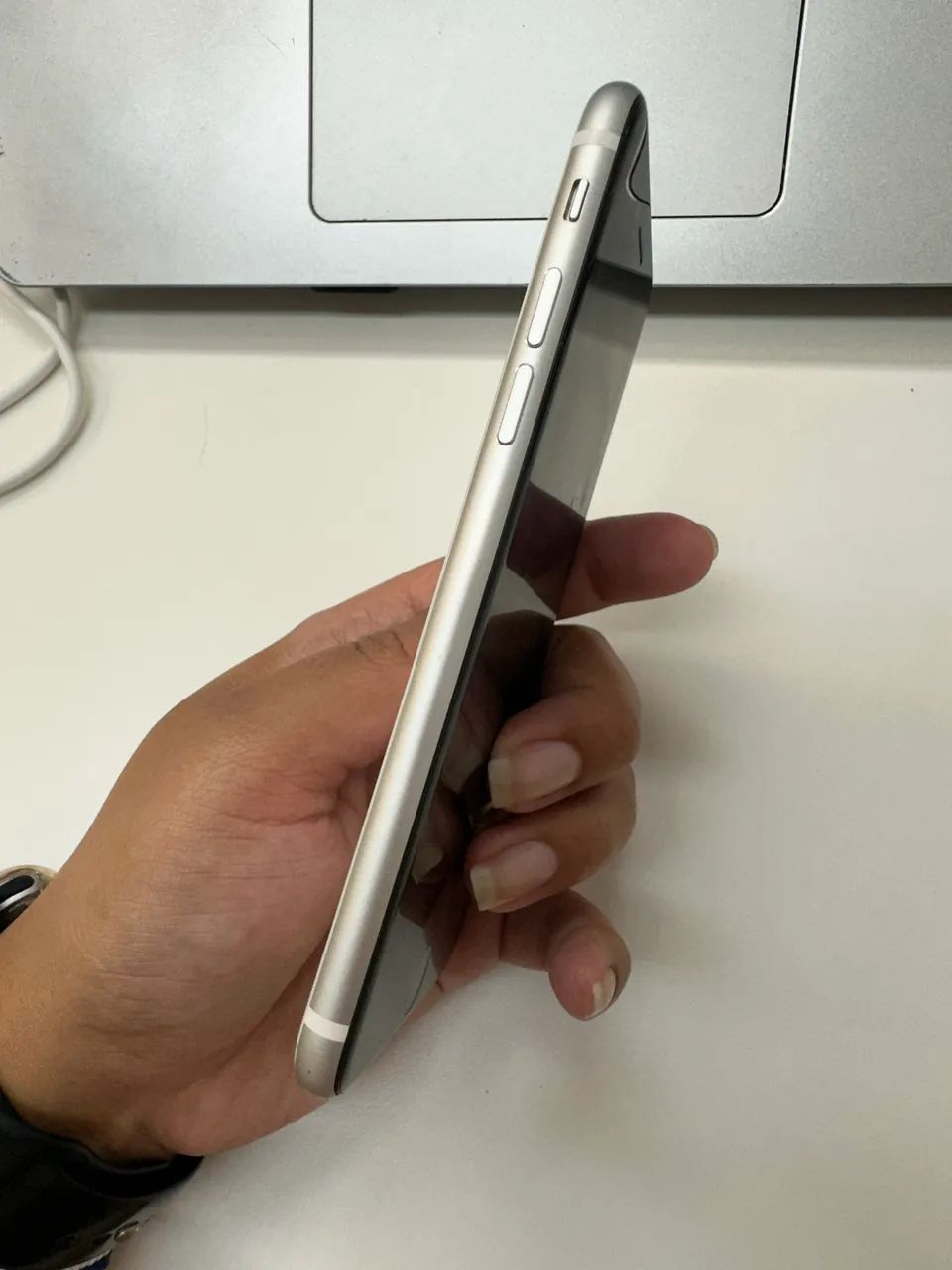 iPhone SE 2022 - Foto 2