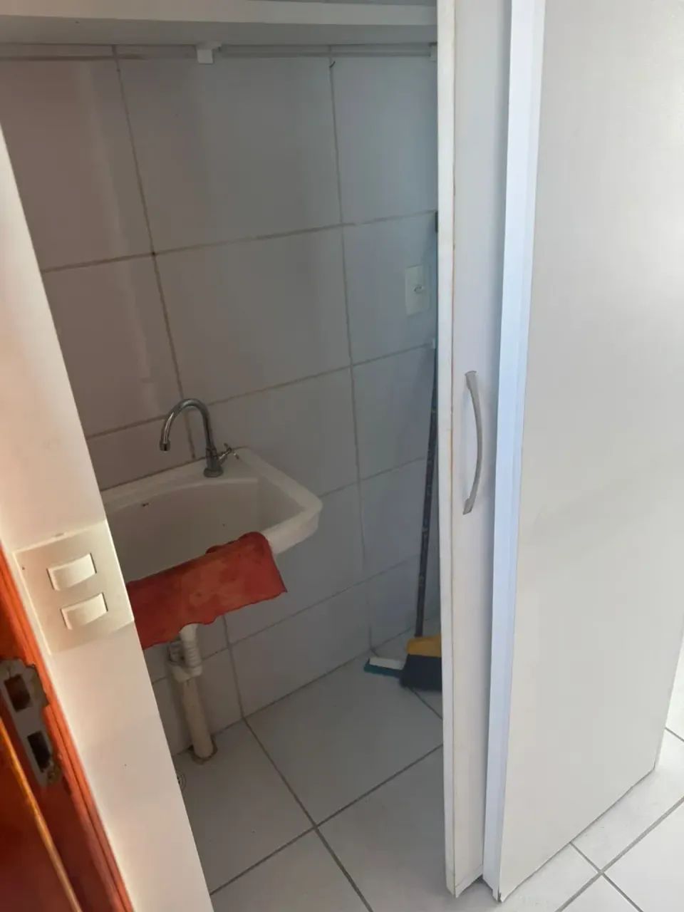 Alugo studio em setubal mobiliado - Foto 3