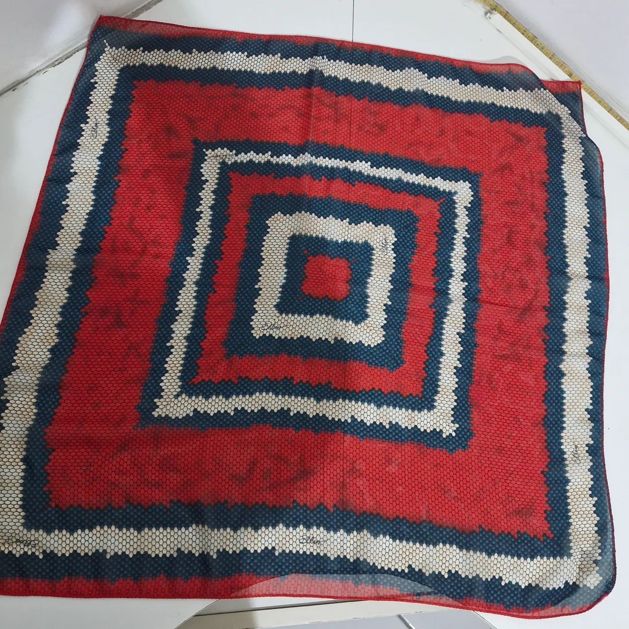 Lenço ellus estampado 