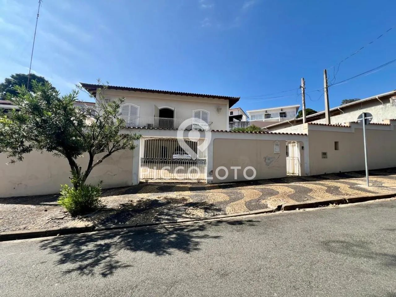 Sobrado à venda em Campinas, Nova Campinas, com 3 quartos, com 357 m² - Foto 2