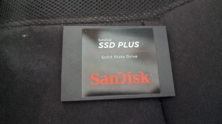 SSD Sandisk 240GB