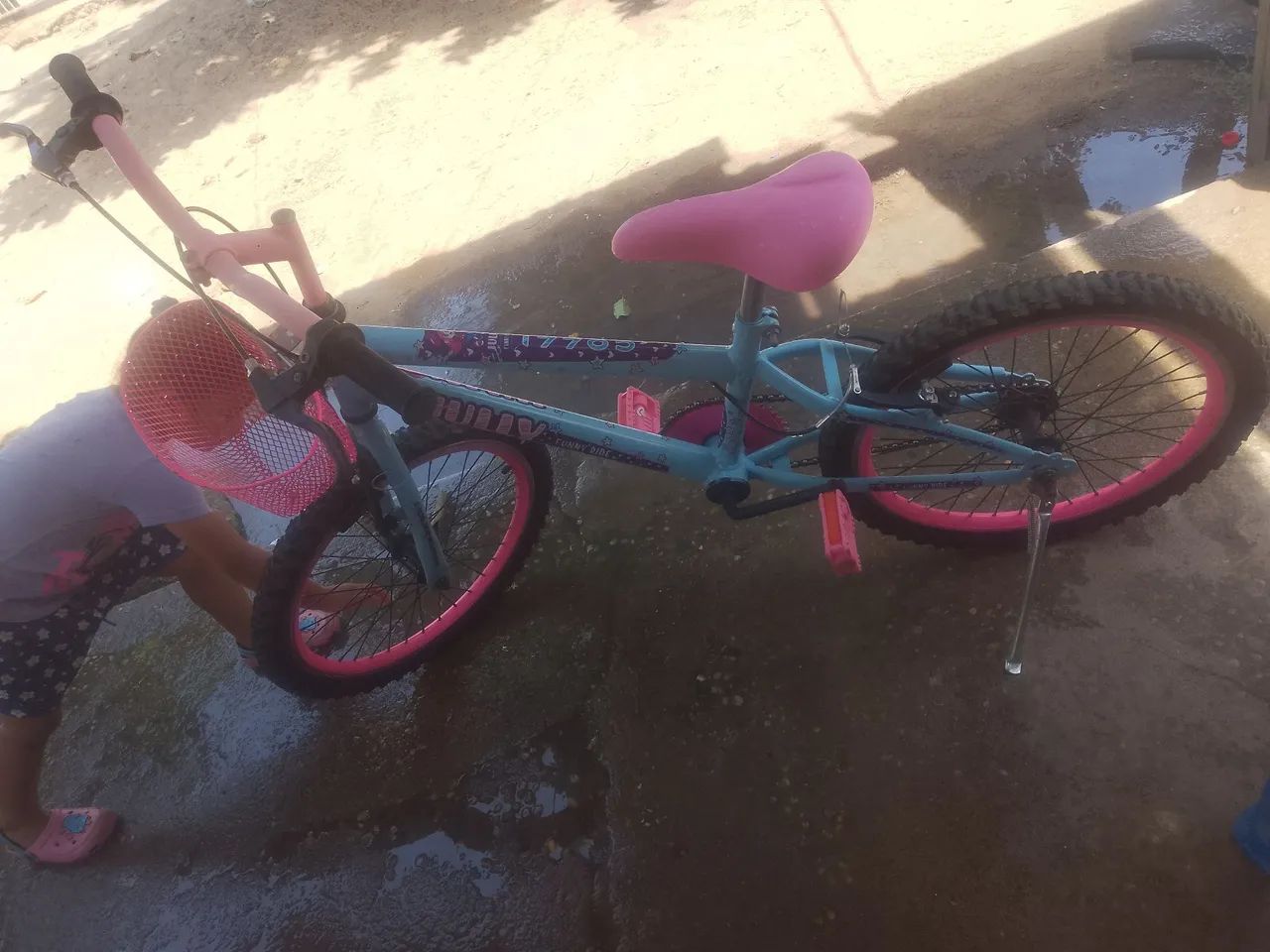 Bicicleta infantil aro 20  - Foto 2