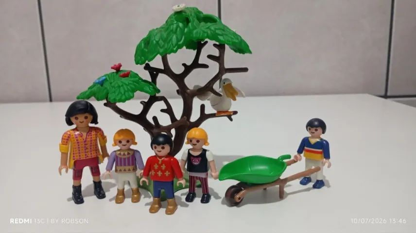 Playmobil crianças no Parque