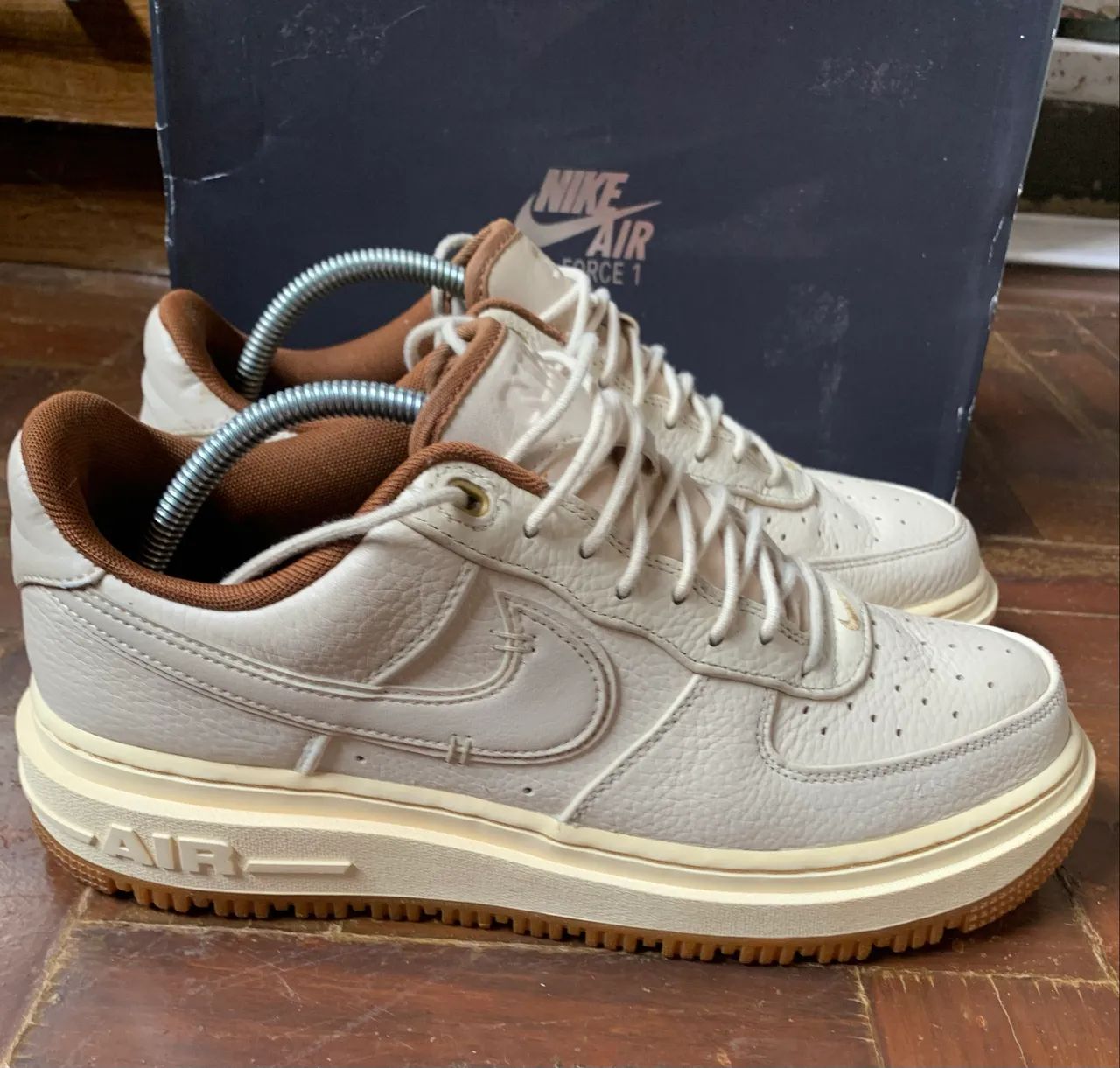 Nike air force 1 luxe pecan