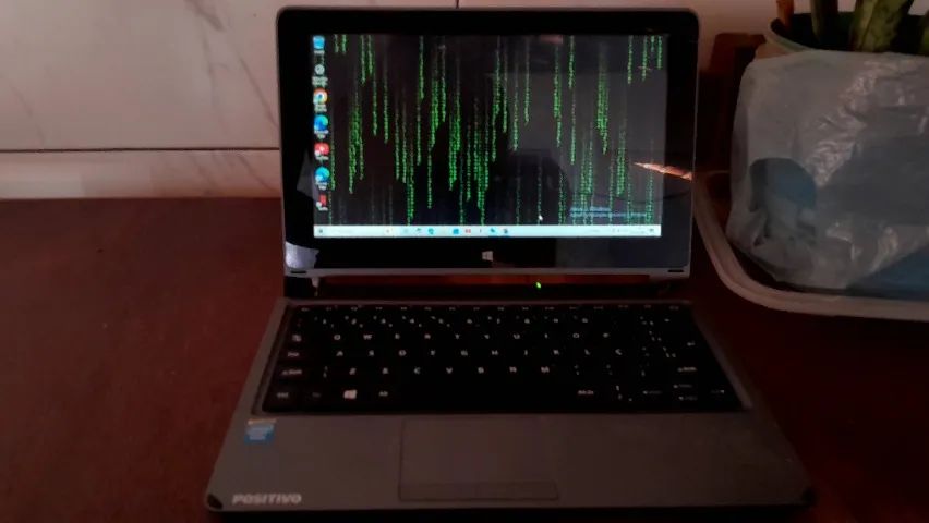 NOTEBOOK POSITIVO  - Foto 2