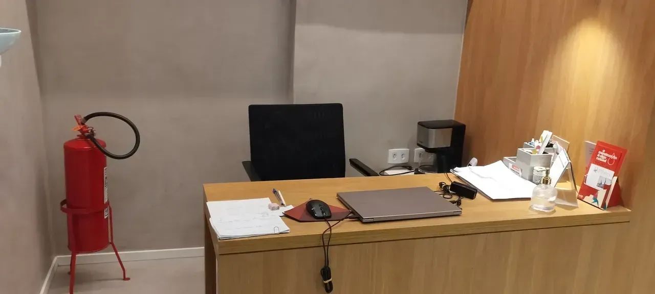 CONSULTÓRIO MÉDICO MONTADO E DECORADO - BONSUCESSO - RJ