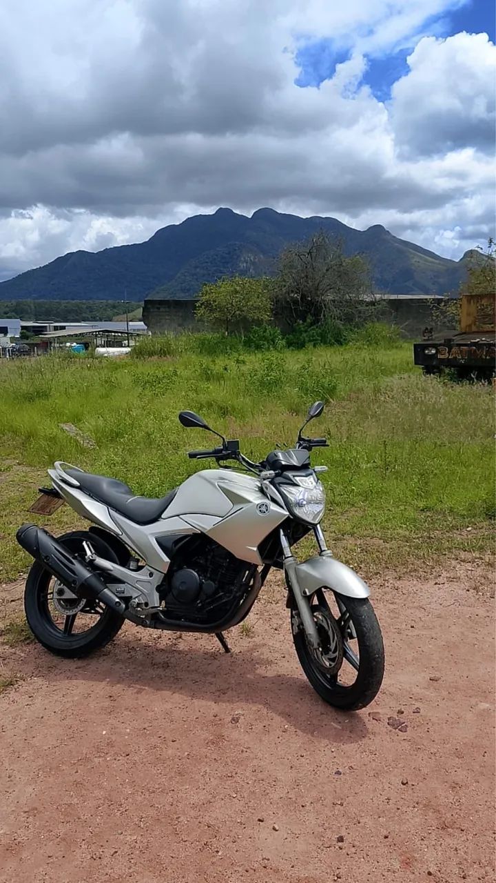 Moto fazer 
