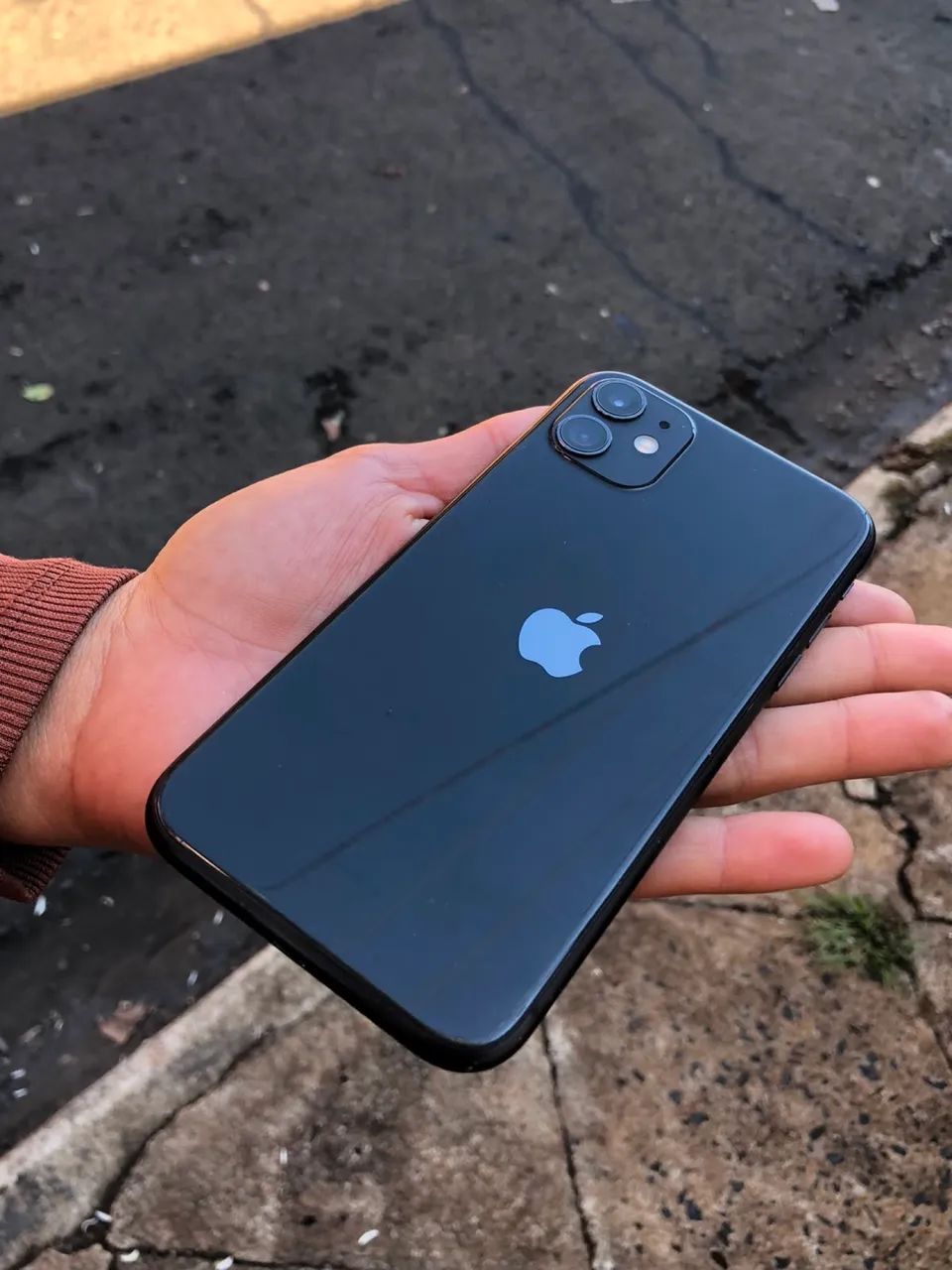 Vendo iPhone 11  - Foto 2