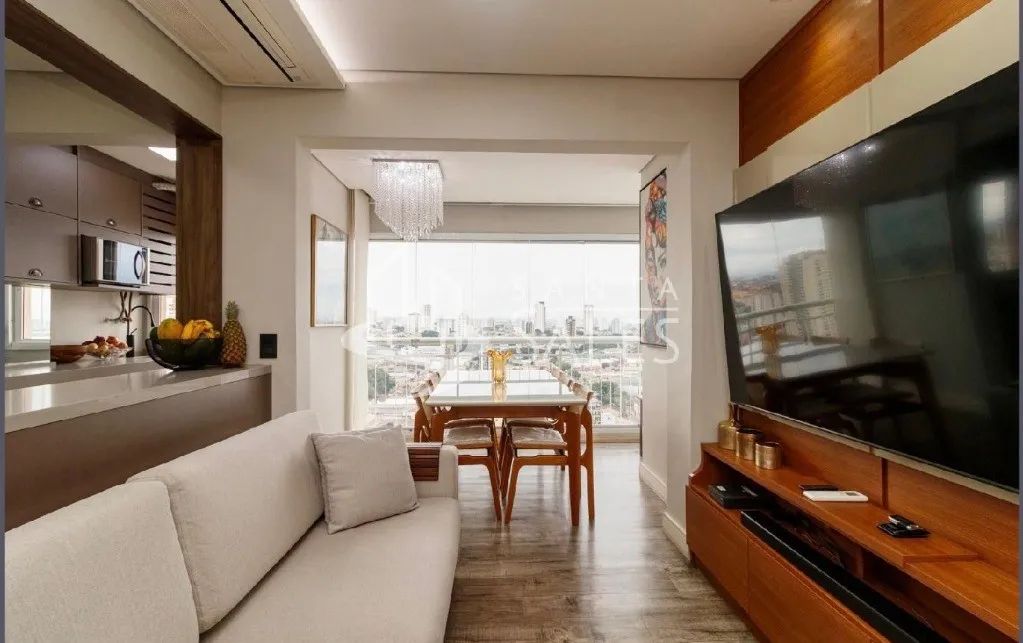 Este elegante apartamento reúne sofisticação, conforto e funcionalidade: 2 quartos, 1 suít