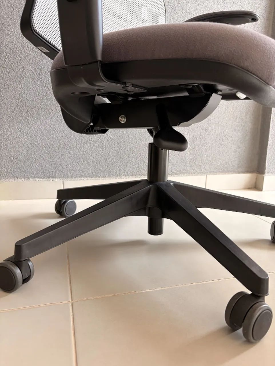 Cadeira Flexform Uni White n Grey - Foto 5