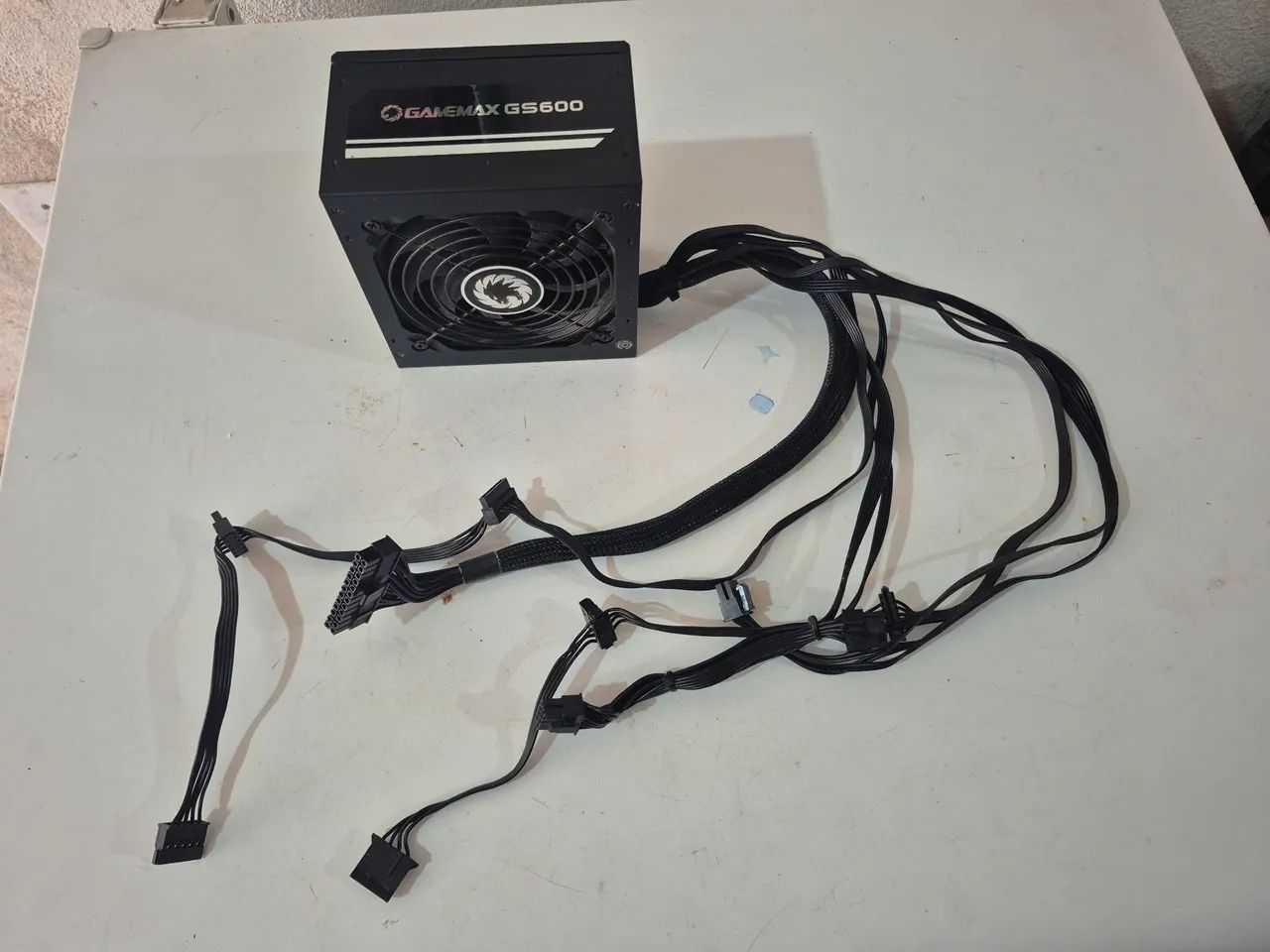 Fonte gamemax gs600 600w  - Foto 5
