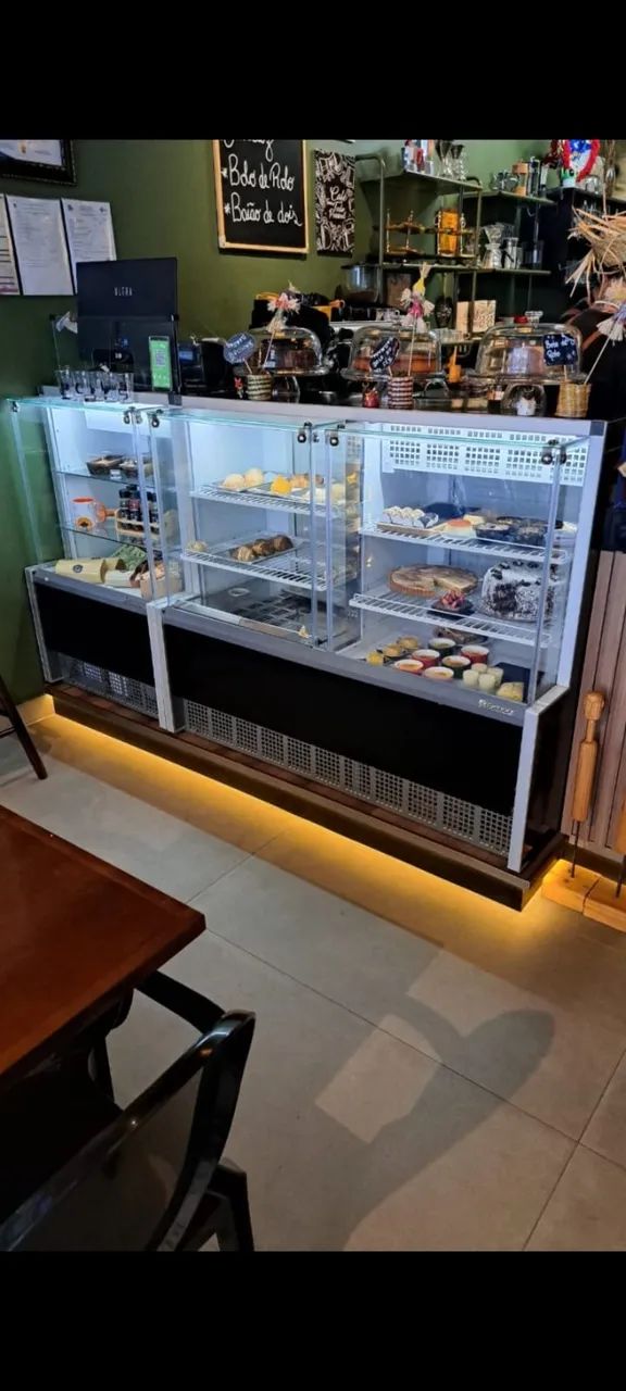 AL - VITRINE COMPLETA GELOPAR REFRIGERADA + SECA - 2.10MT