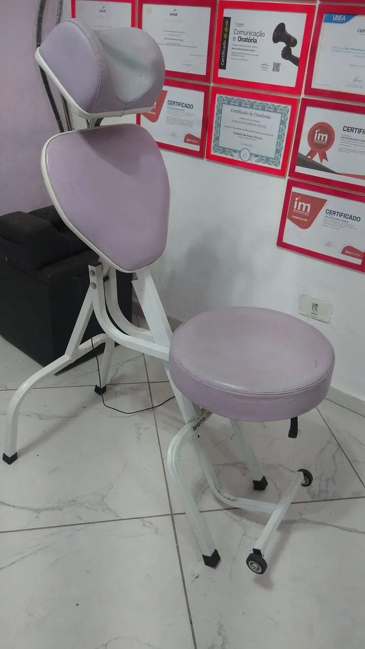 Cadeira para sobrancelha ou maquiagem  - Foto 4