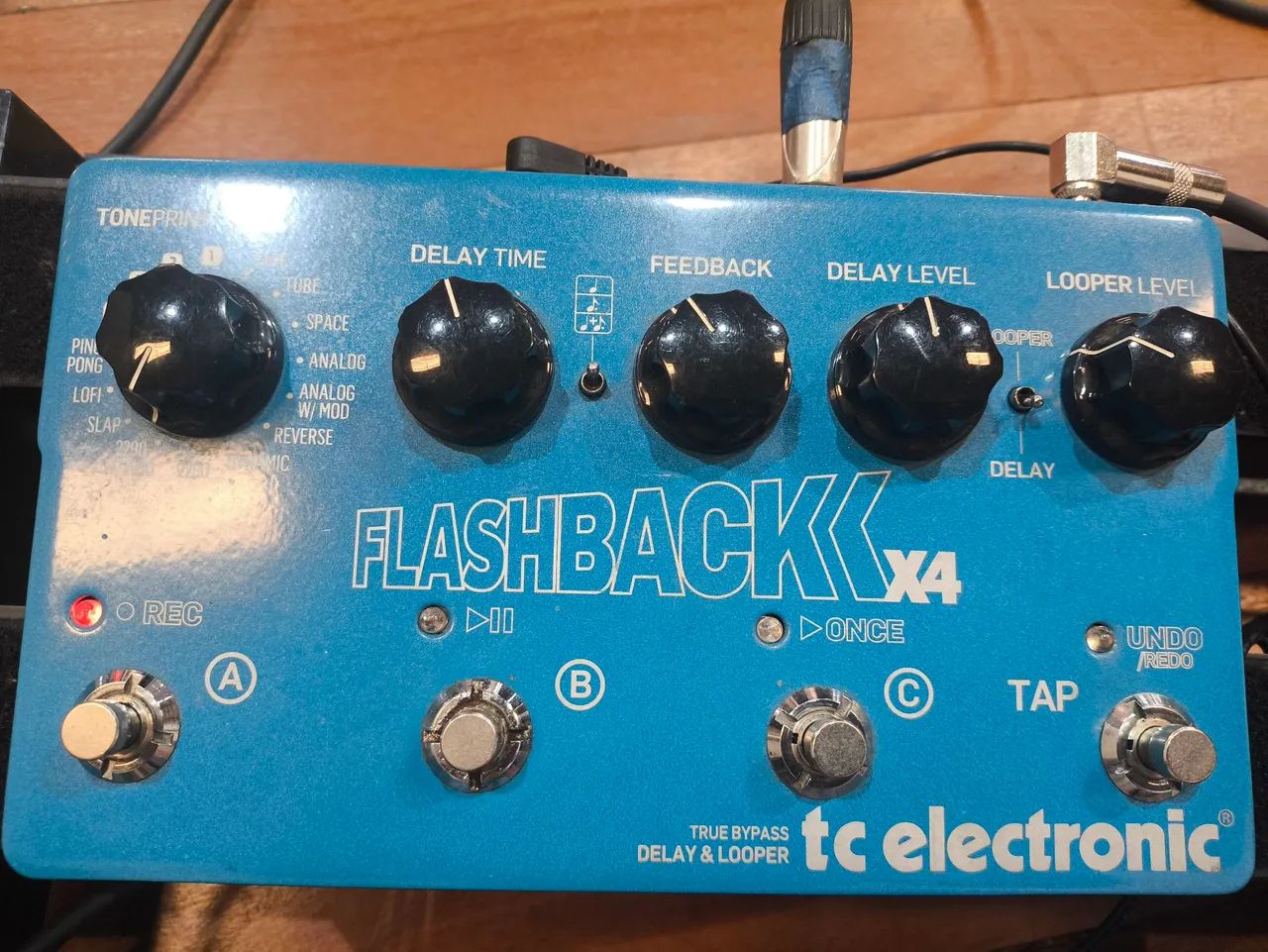 Pedal Flashback X4 usado na caixa  - Foto 2