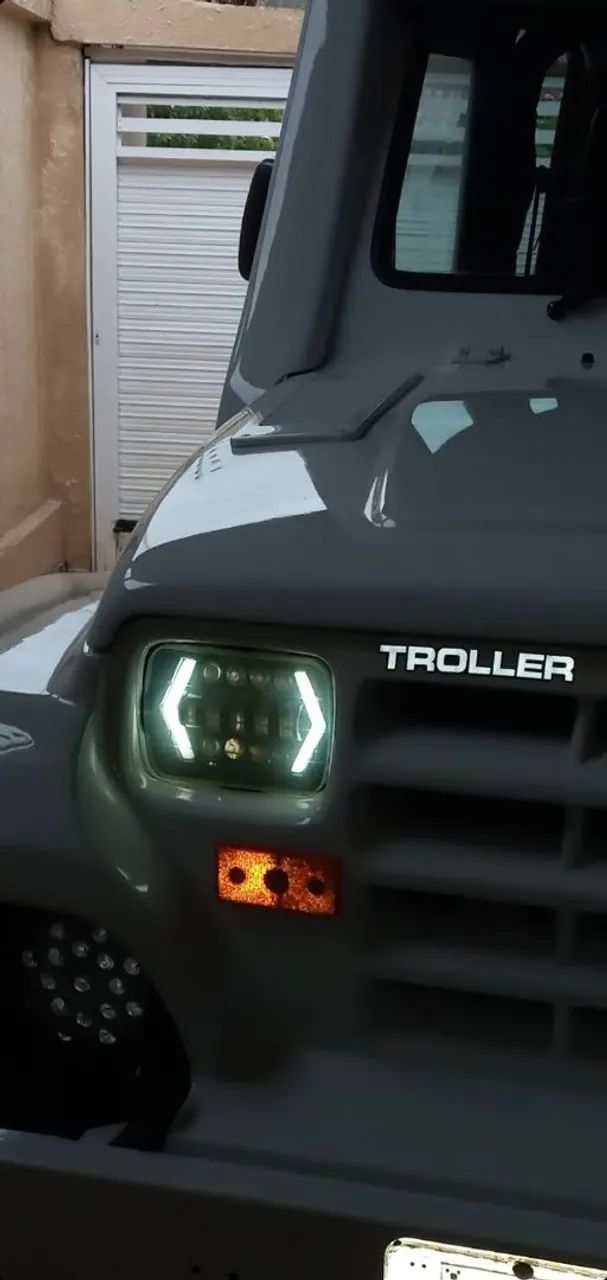 Troller Rf RF Esport T-4 4x4 2.0 Cap. Rígida 2001