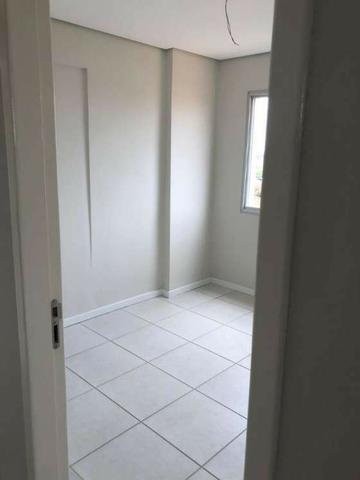 Vendo Apartamento 2/4 mcmv ,com elevador e área de lazer no Condomínio Green Park Satélite - Foto 3