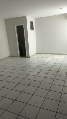 Alugo Predio Comercial Com 12 salas individuais com WC Av.Hetmes Fontes R$9 Mil
