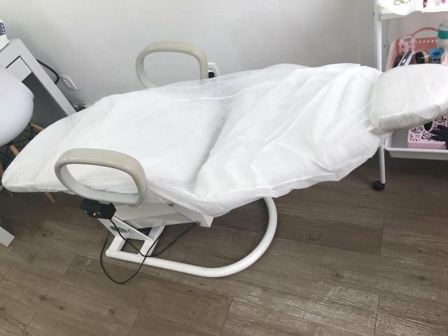 Vende-se maca com elevação automatizada - Foto 2
