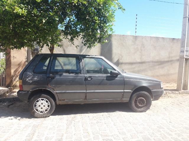 Fiat Uno Ano 2000