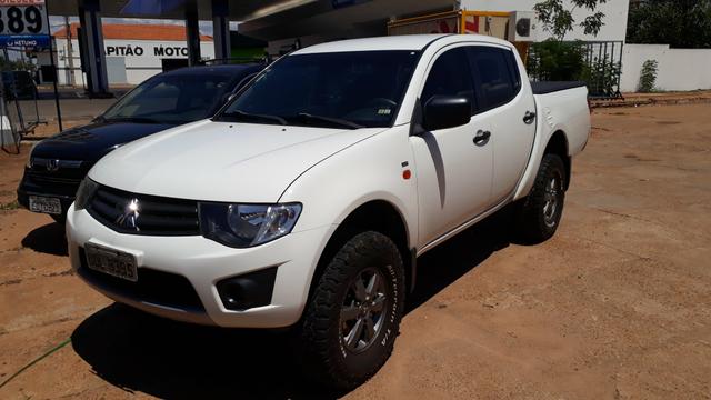 L200 Triton GLX 3.2 2014/2015 - Foto 11