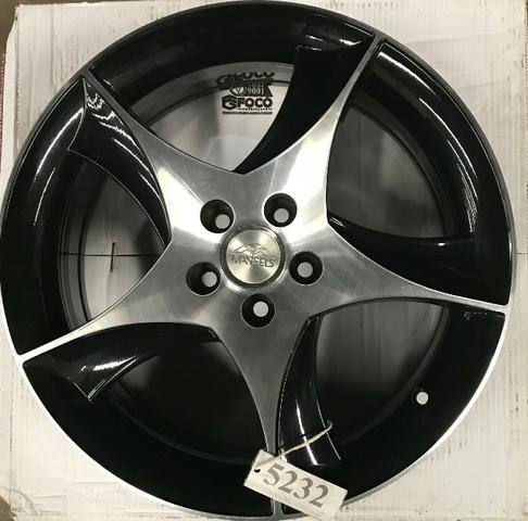 Jogo de Rodas aro 17 5 Furos Modelo Spinner Marca Mangels Acabamento DB