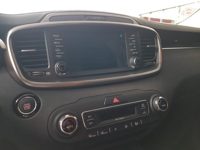 Kia Sorento 2.4 4x2 AT 18/19 - Abaixo da FIPE - Foto 18