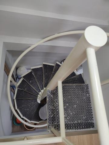 Escada Caracol / Espiral ferro - Foto 2