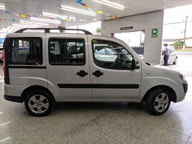 FIAT DOBLÒ 1.8 MPI ESSENCE 7L 16V FLEX 4P MANUAL - Foto 2