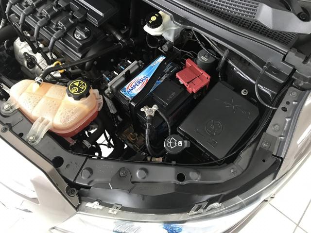 Prisma sedan LTZ 1.4 - Foto 12
