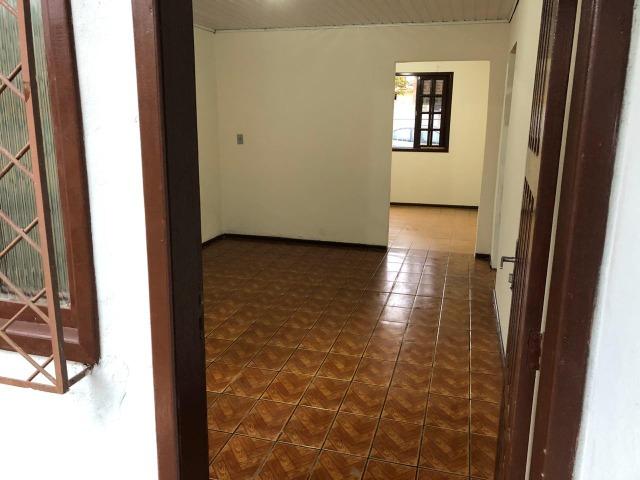 Aluga-se Casa com 03 quartos no Petrópolis - Foto 5