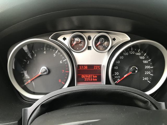 Ford Focus 1.6 Sedan Manual 2013 - Foto 2