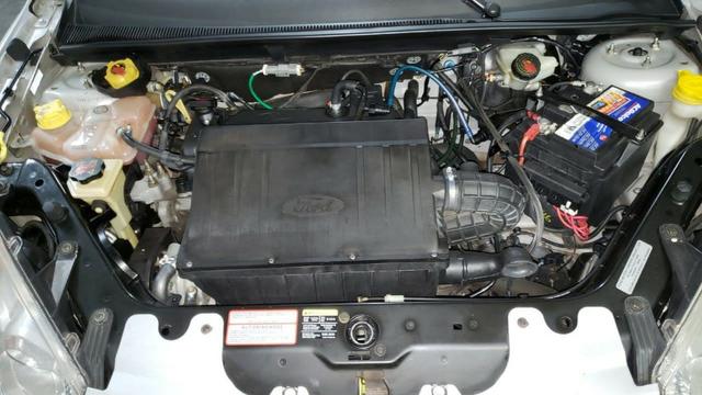 Ford Fiesta 1.6 Flex - Foto 15