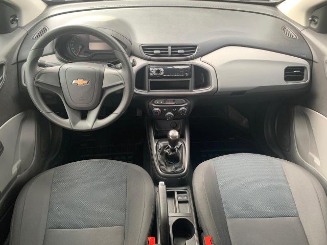 Onix 1.0 Joy 2017 - Apenas 45.000 km - Impecável - Leia texto - Foto 6