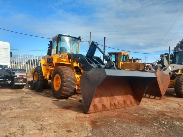 Volvo l120c, recém reformada ! - Foto 3