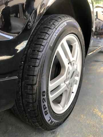 Fiesta sedan zerado - Foto 7