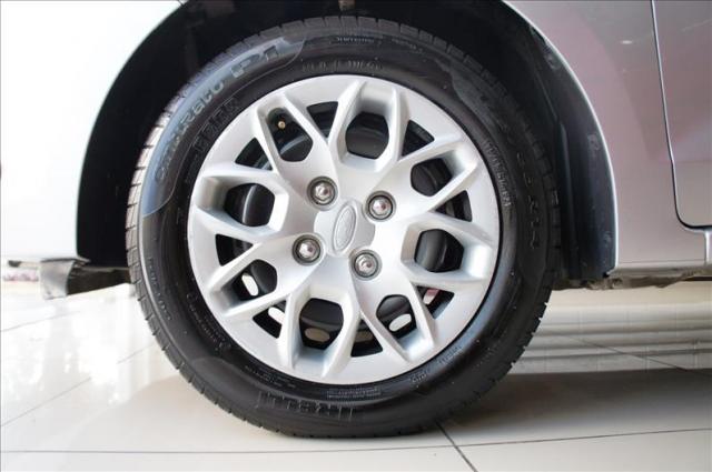 Ford ka + 1.0 se 12v - Foto 10