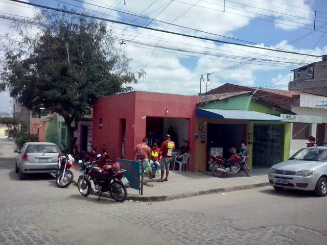 Casa + 05 Pontos Comercial / Imovel Escriturado