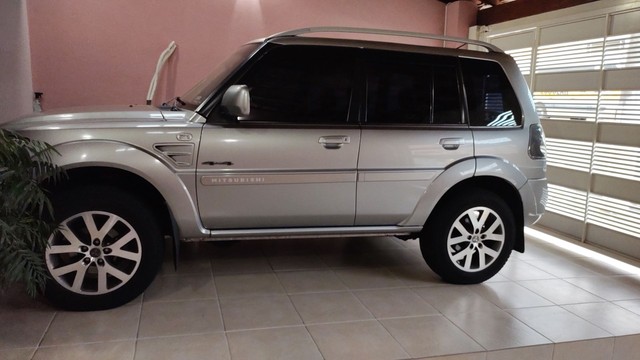 PAJERO TR4 4X4