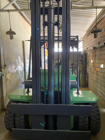 Empilhadeira Marcoplan 4t DIESEL barata - Foto 3